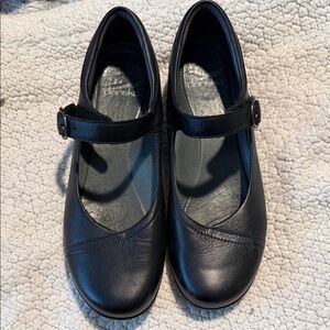 Dansko Women’s Mary Jane’s  Black Dress Shoes